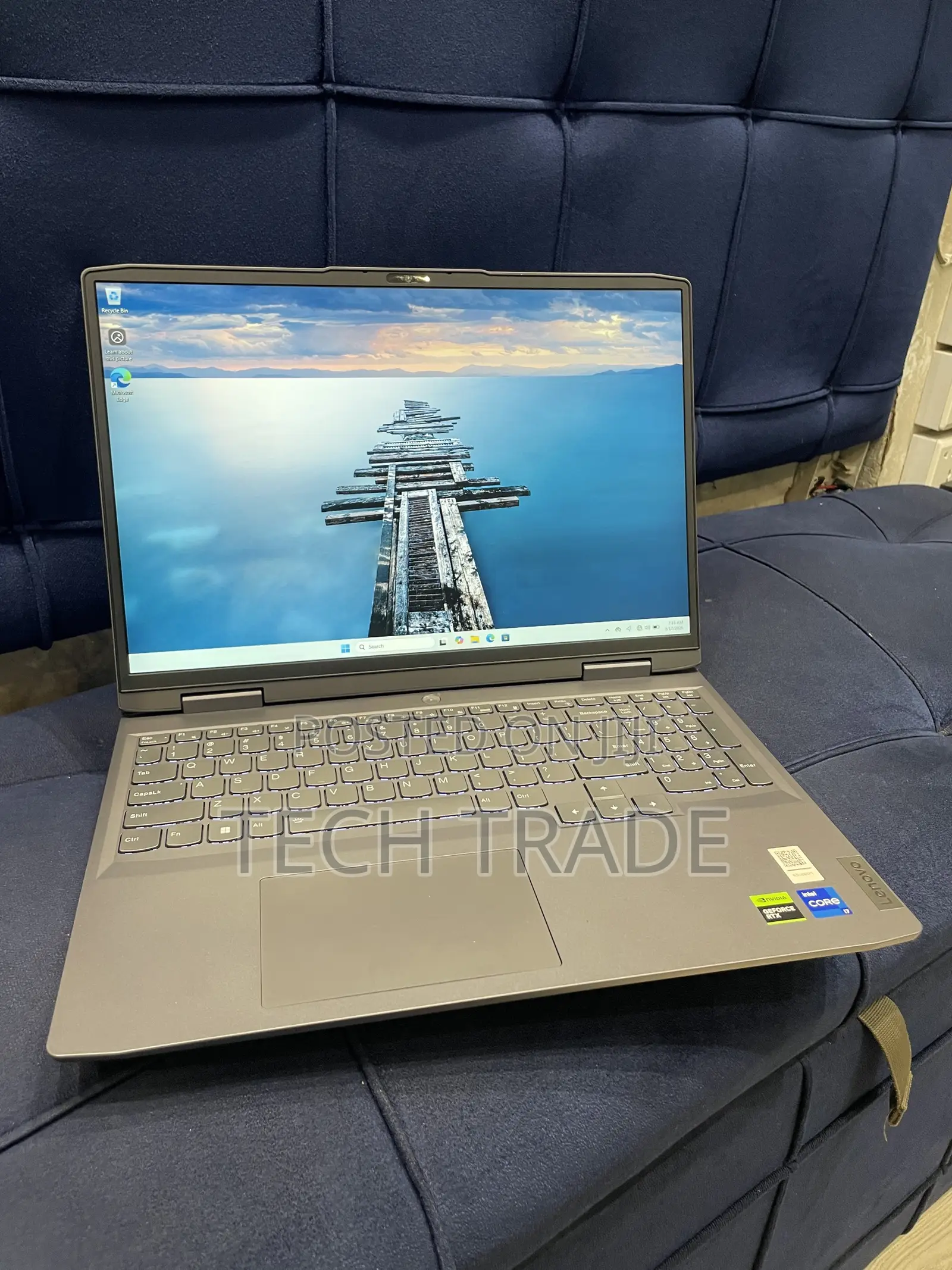 Laptop Lenovo LOQ 15ARP9 16GB Intel Core i7 SSD 512GB