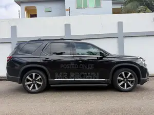 Honda Pilot Touring AWD 2024 Black