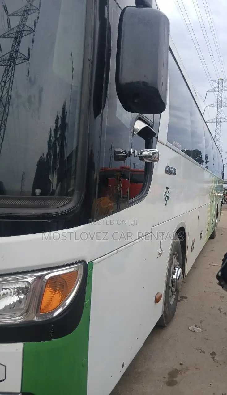 32-36 Seat Coaches Bus for Rent