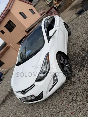 Hyundai Elantra 2013 White