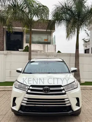 Toyota Highlander XLE 2019 White