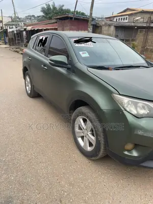 Toyota RAV4 2015 Green