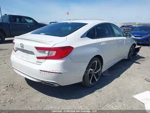 Honda Accord EX 4dr Sedan FWD (2.4L 4cyl 2A) 2016 White