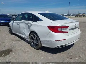 Honda Accord EX 4dr Sedan FWD (2.4L 4cyl 2A) 2016 White