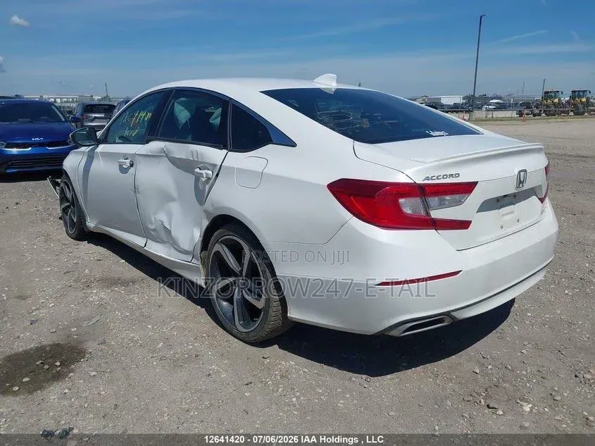 Honda Accord EX 4dr Sedan FWD (2.4L 4cyl 2A) 2016 White