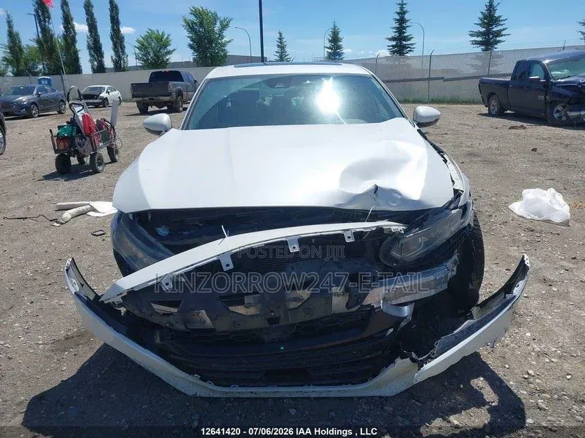 Honda Accord EX 4dr Sedan FWD (2.4L 4cyl 2A) 2016 White
