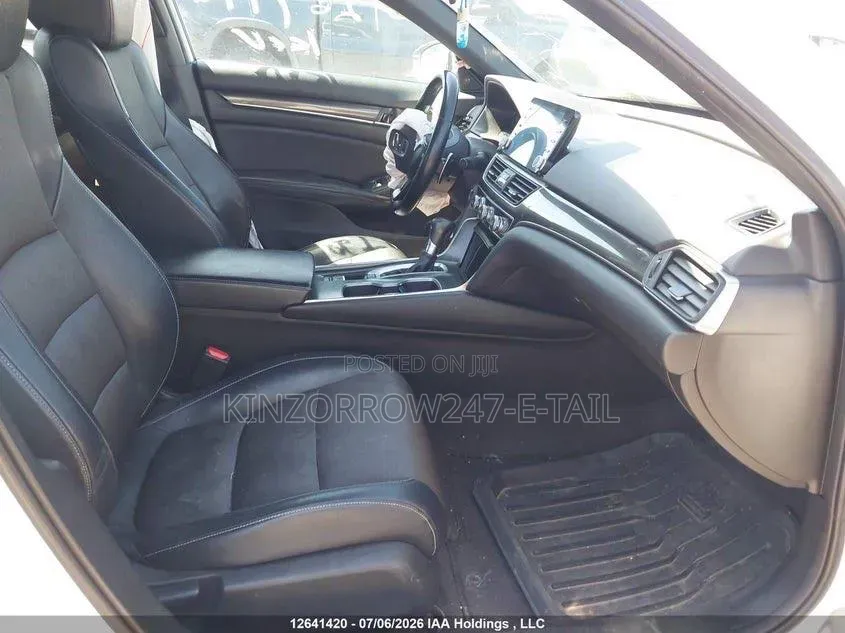 Honda Accord EX 4dr Sedan FWD (2.4L 4cyl 2A) 2016 White