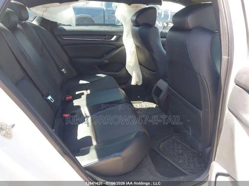 Honda Accord EX 4dr Sedan FWD (2.4L 4cyl 2A) 2016 White