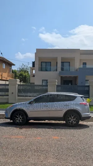 Toyota RAV4 2016 Silver
