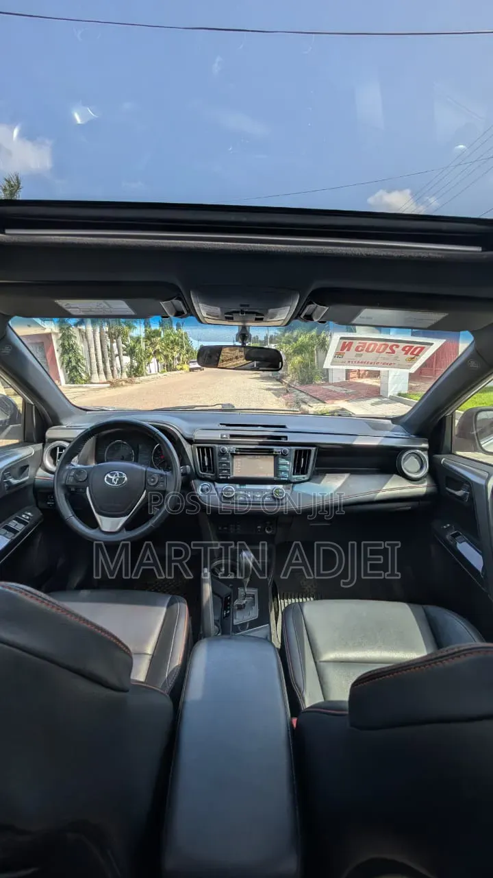 Toyota RAV4 2016 Silver