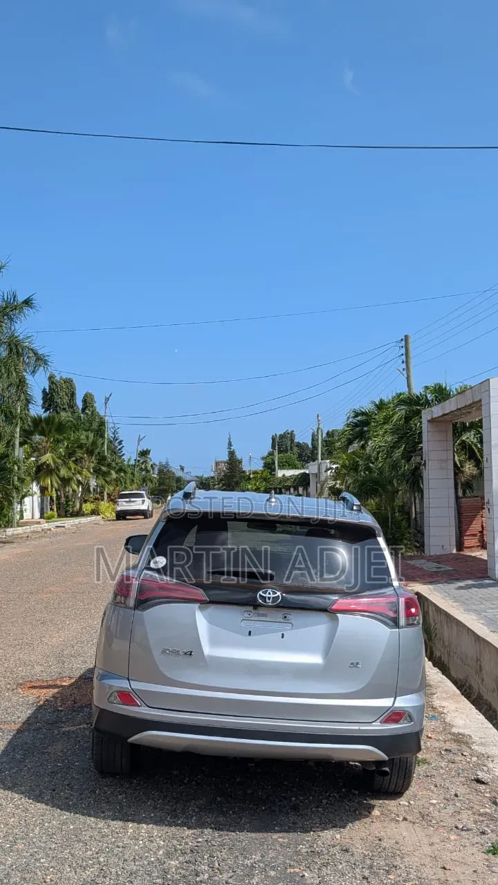 Toyota RAV4 2016 Silver
