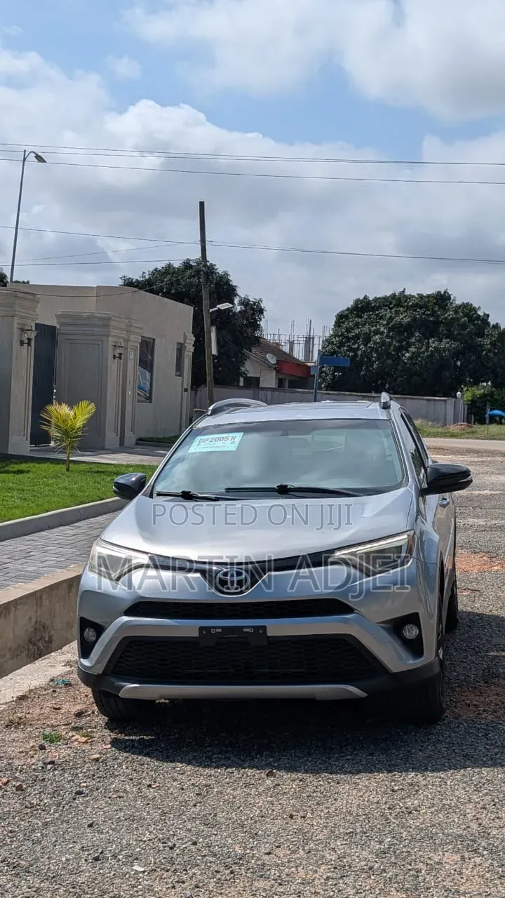 Toyota RAV4 2016 Silver