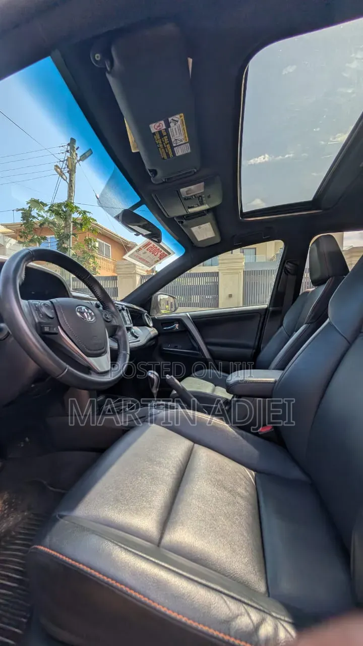 Toyota RAV4 2016 Silver