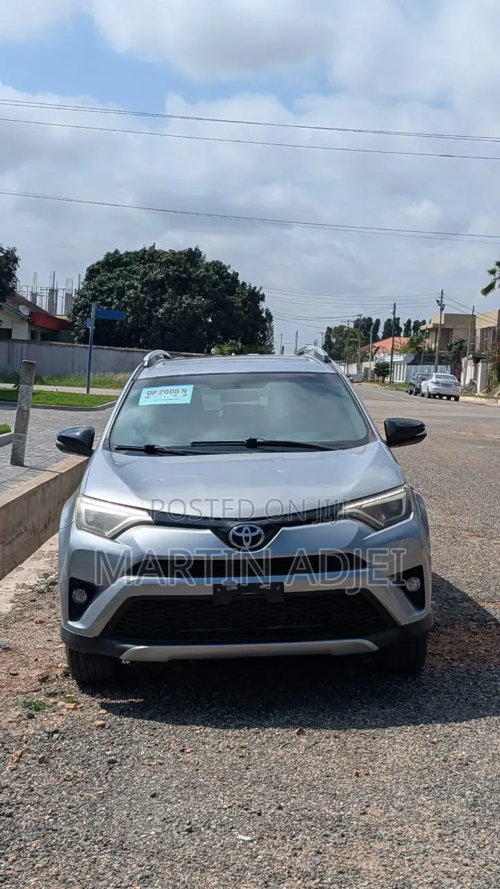 Toyota RAV4 2016 Silver