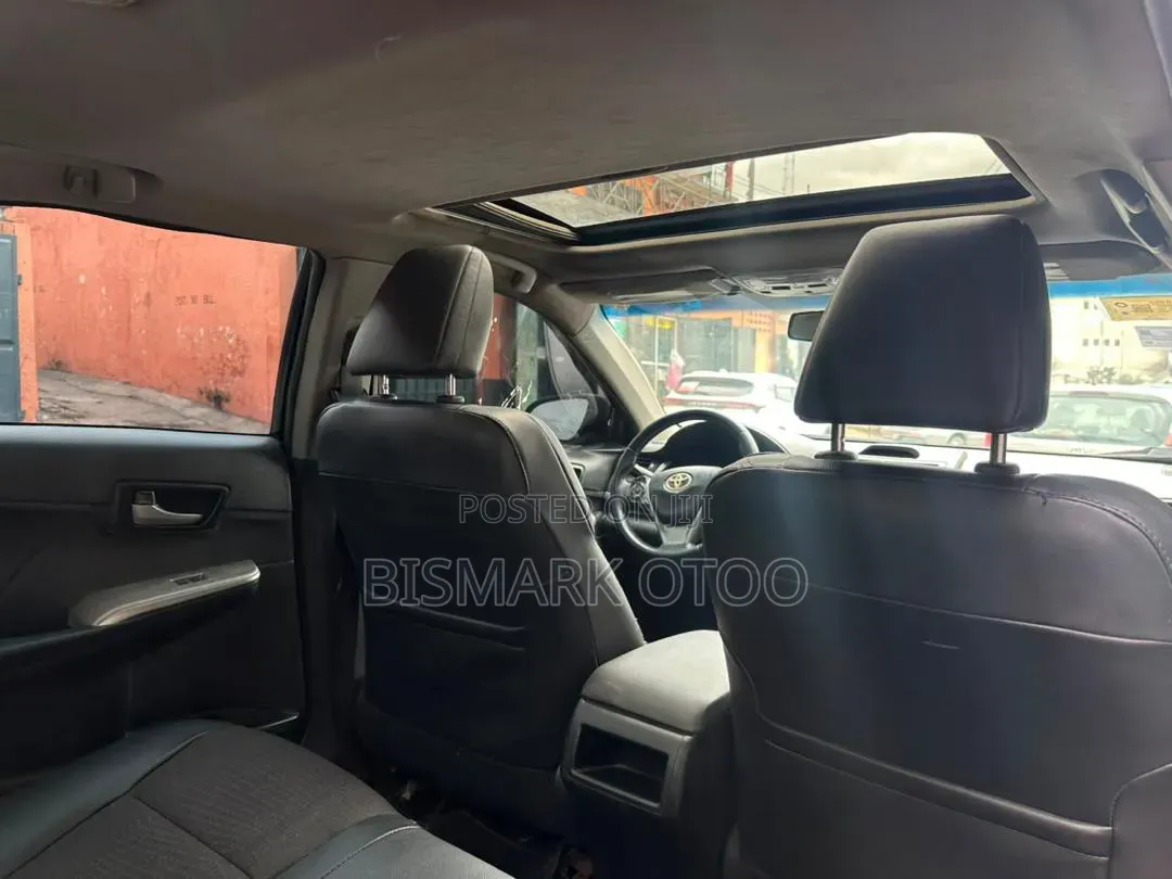 Toyota Camry SE 4dr Sedan (2.5L 4cyl 6A) 2014 Black