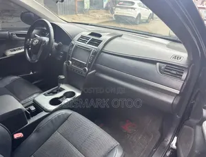 Toyota Camry SE 4dr Sedan (2.5L 4cyl 6A) 2014 Black