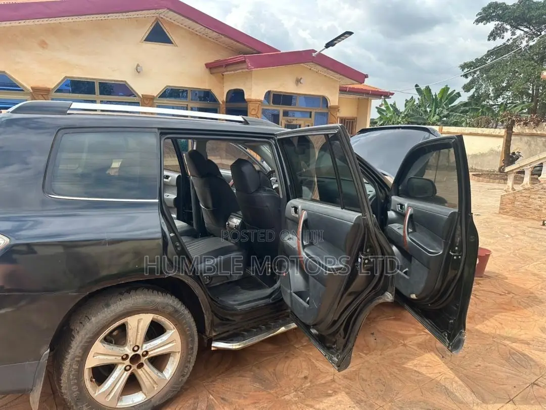 Toyota Highlander 2015 Black