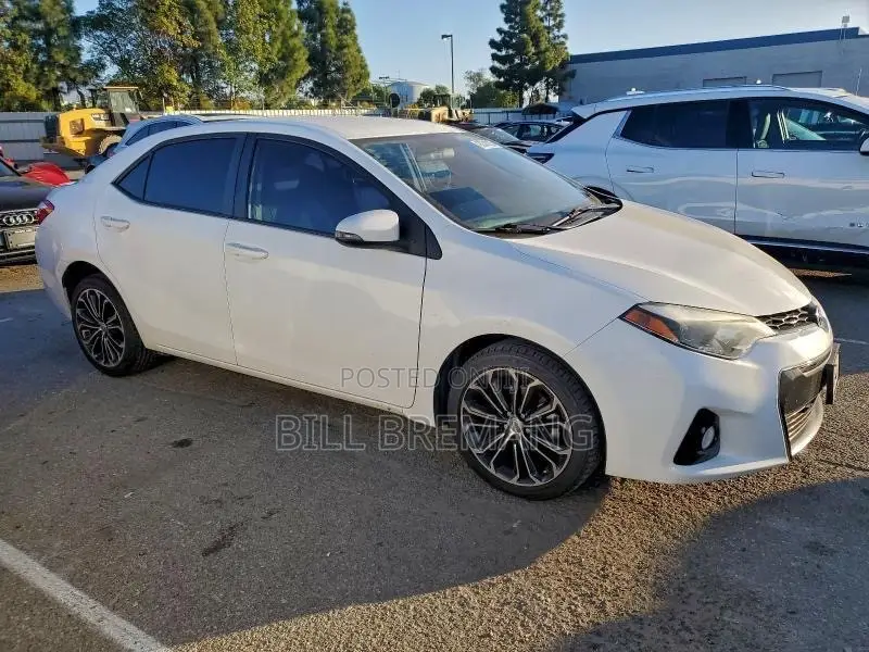 Toyota Corolla 2016 White