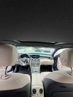Mercedes-Benz C300 2021 Blue