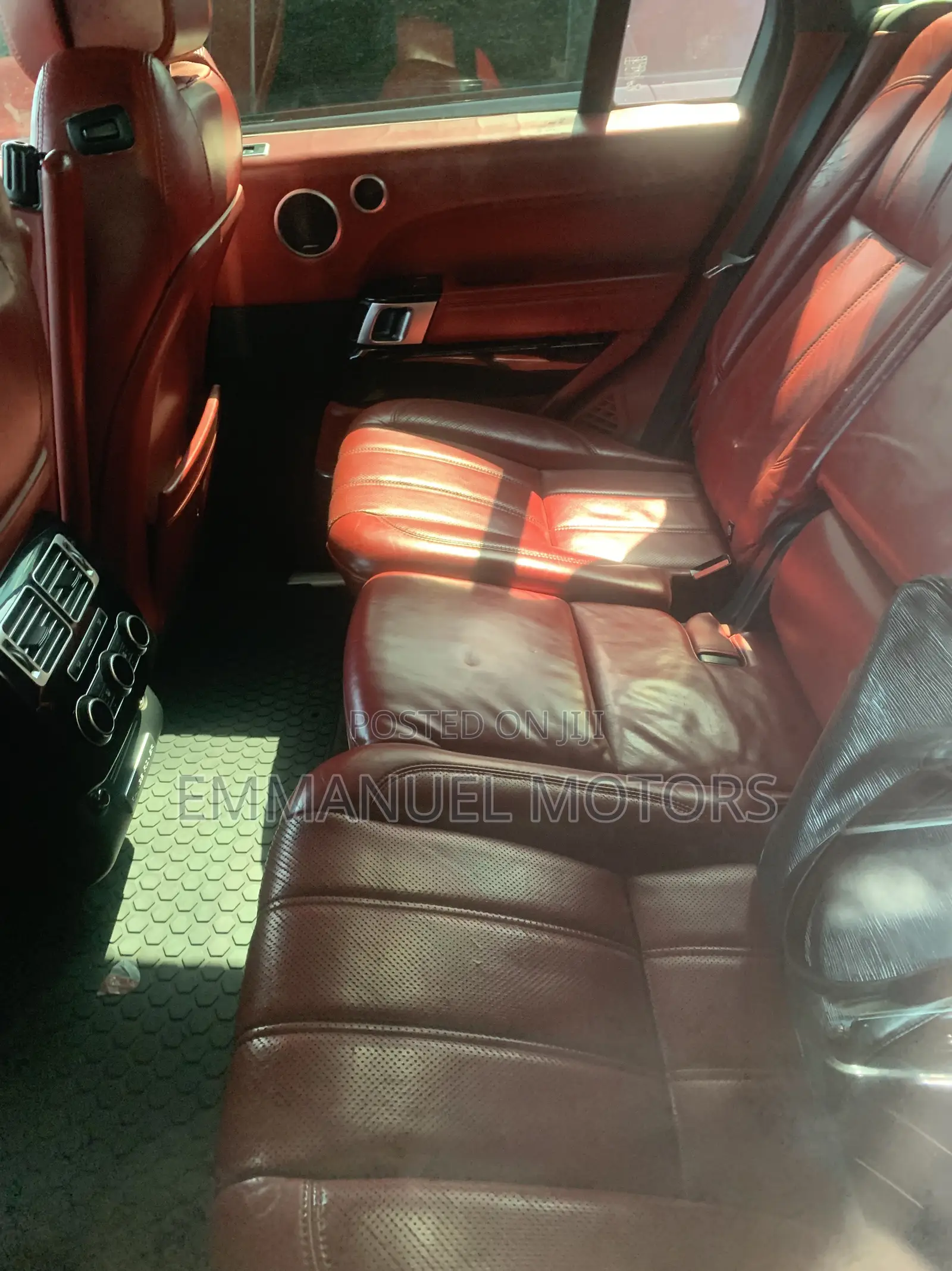Land Rover Range Rover Vogue 2016 Black