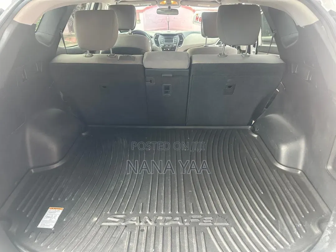 Hyundai Santa Fe 2018 White