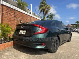 Honda Civic 2018 Green