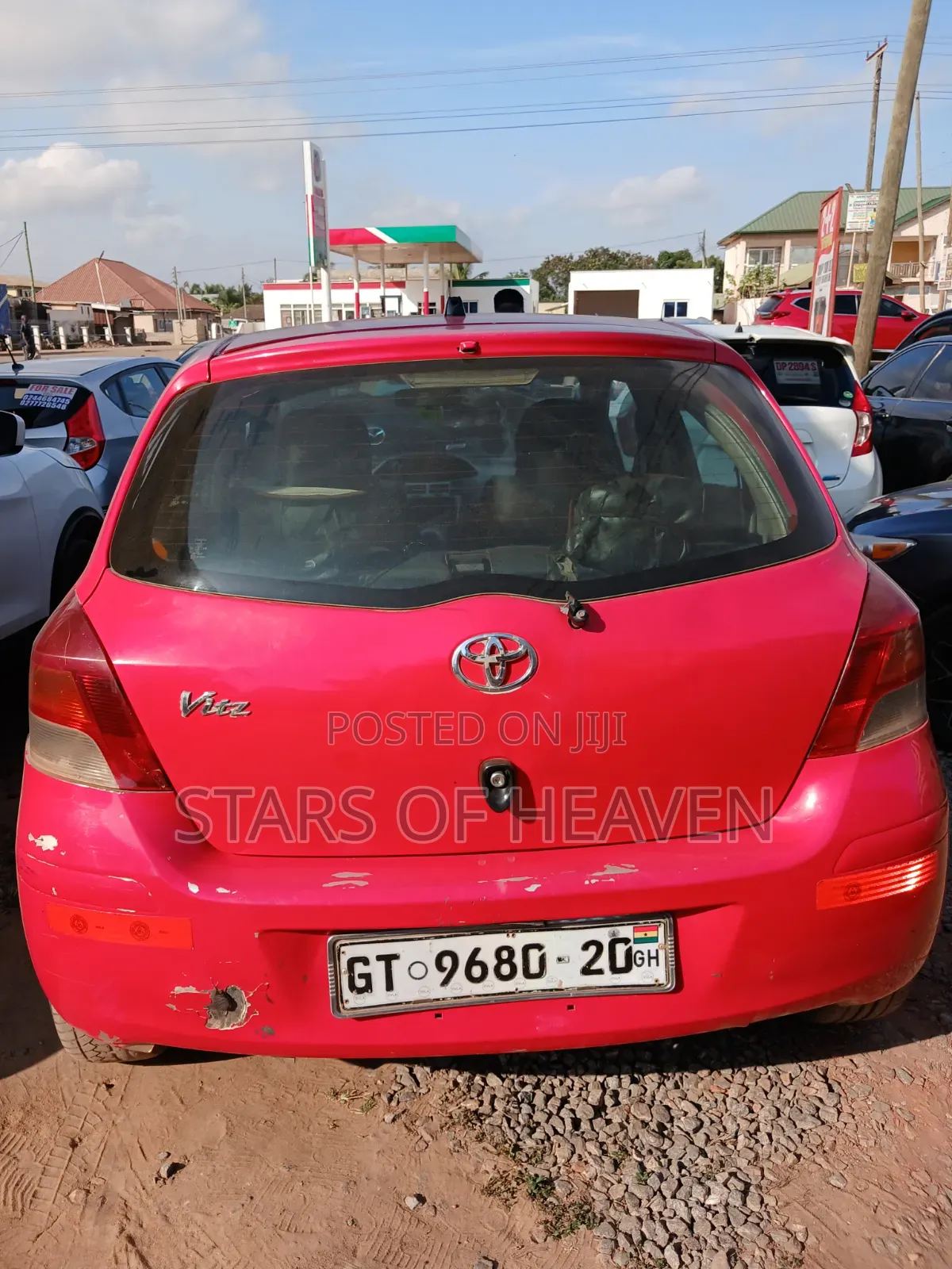 Toyota Vitz 2012 Red