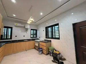 4bdrm House in Ashaley, School Junction for rent