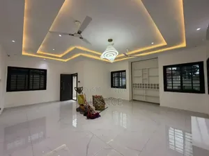 4bdrm House in Ashaley, School Junction for rent