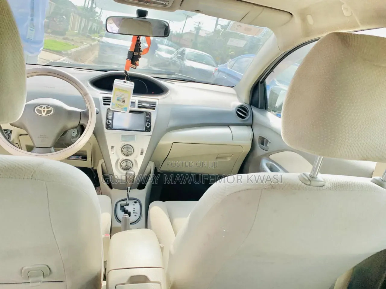 Toyota Belta 2009 Silver