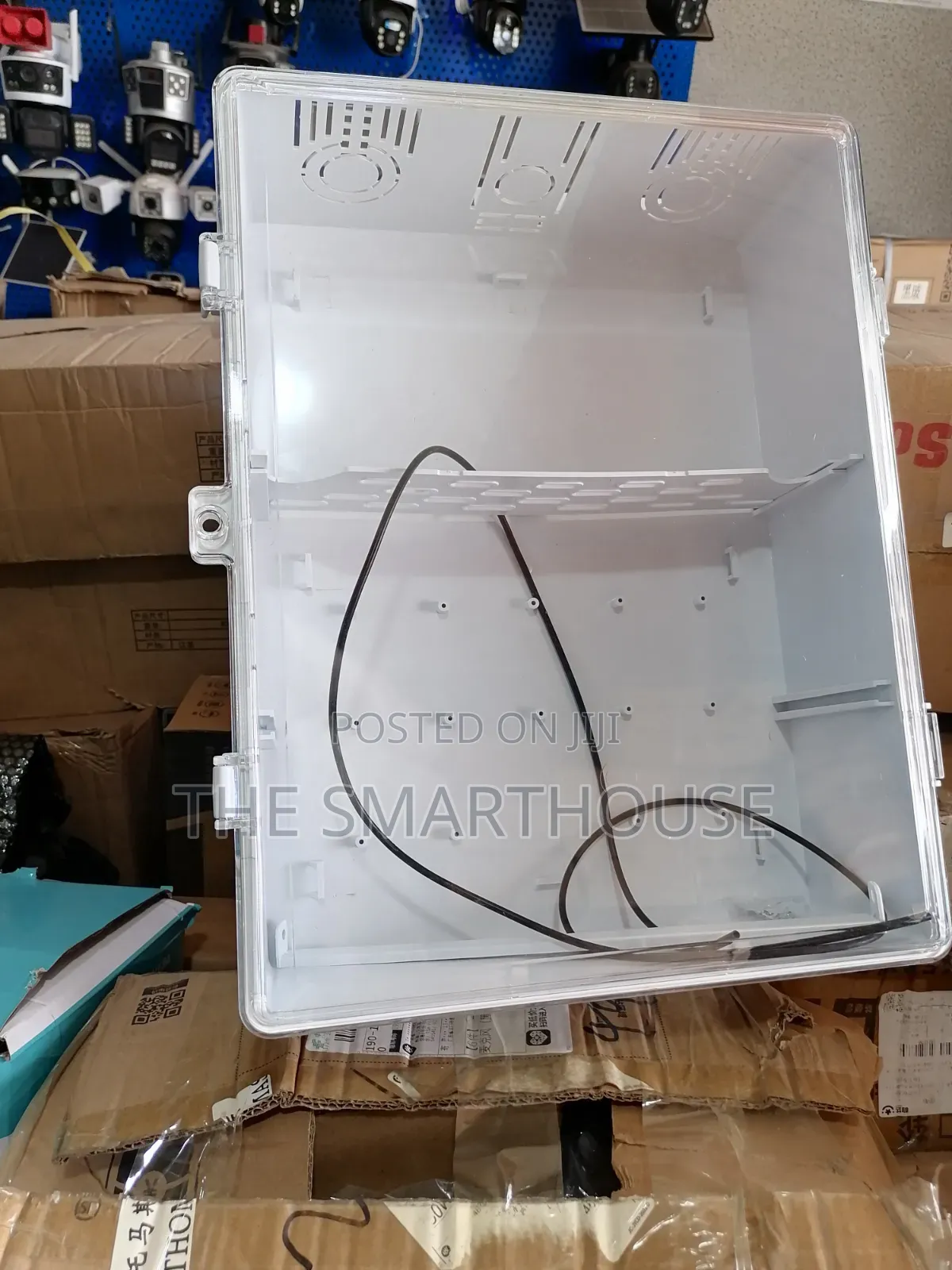 Outdoor Waterproof Electric and CCTV Cabinet (Size 345*133*145)