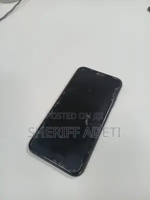 Apple iPhone XR 64 GB Black