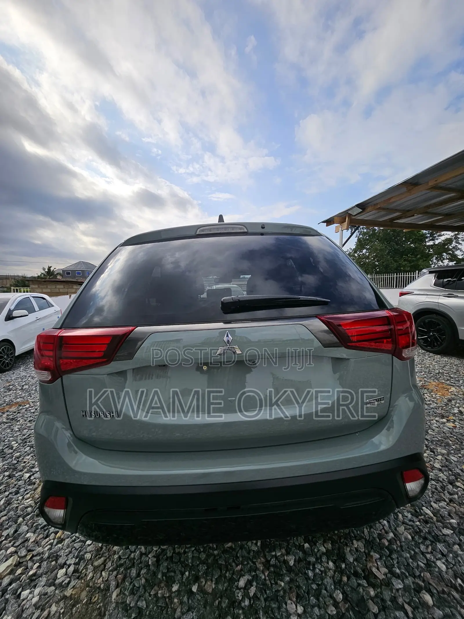 Mitsubishi Outlander LE FWD 2020 Green
