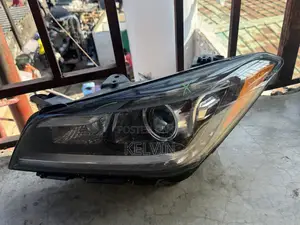 Hyundai Genesis Headlight