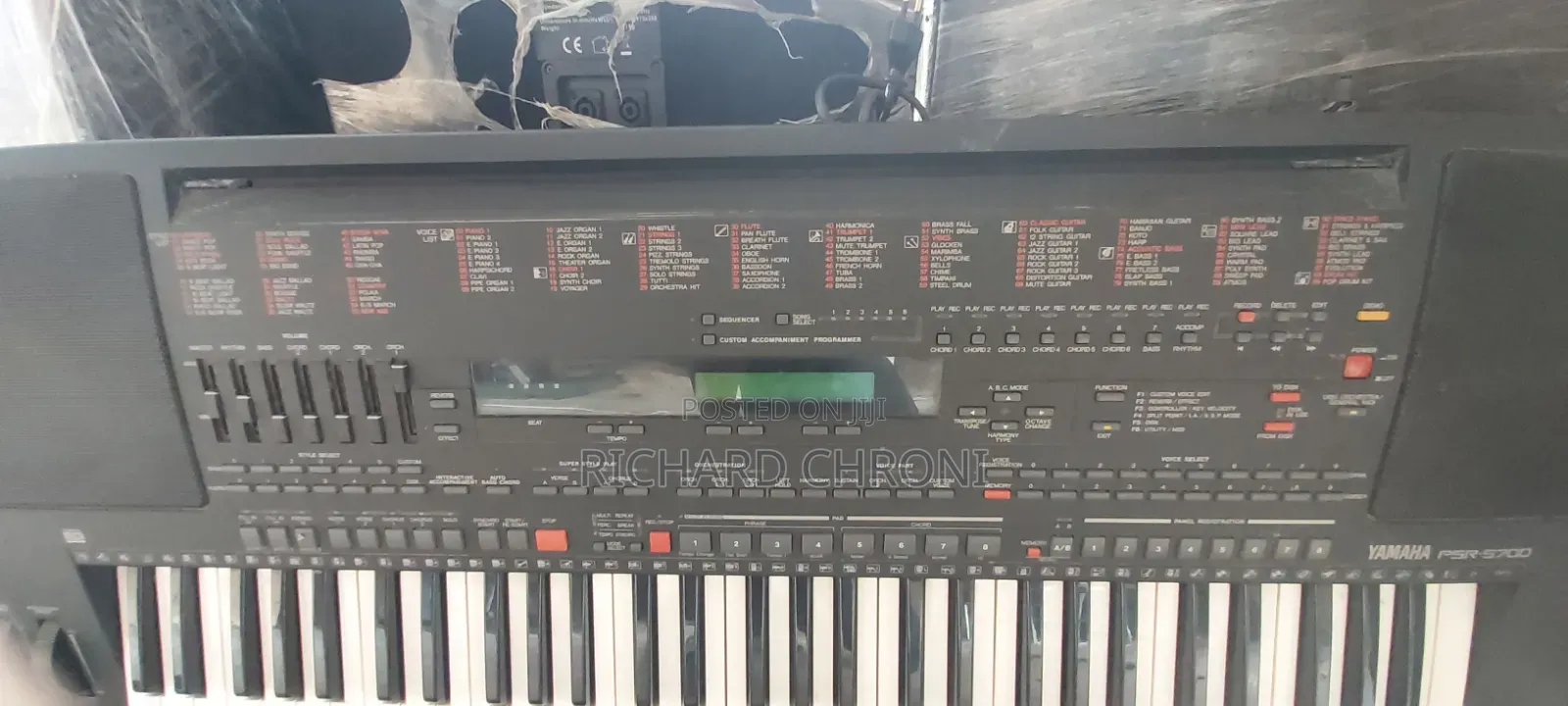 Yamaha PSR-5700 Keyboard