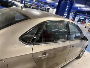 Volkswagen Polo 2017 Beige