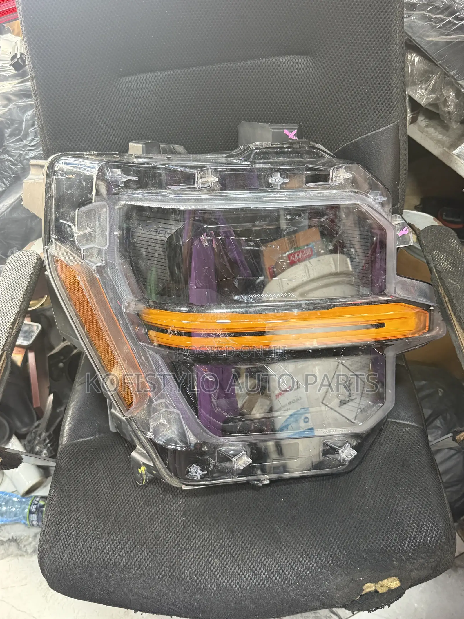Ford F150 2022 Headlight