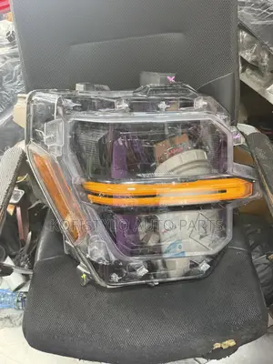 Ford F150 2022 Headlight