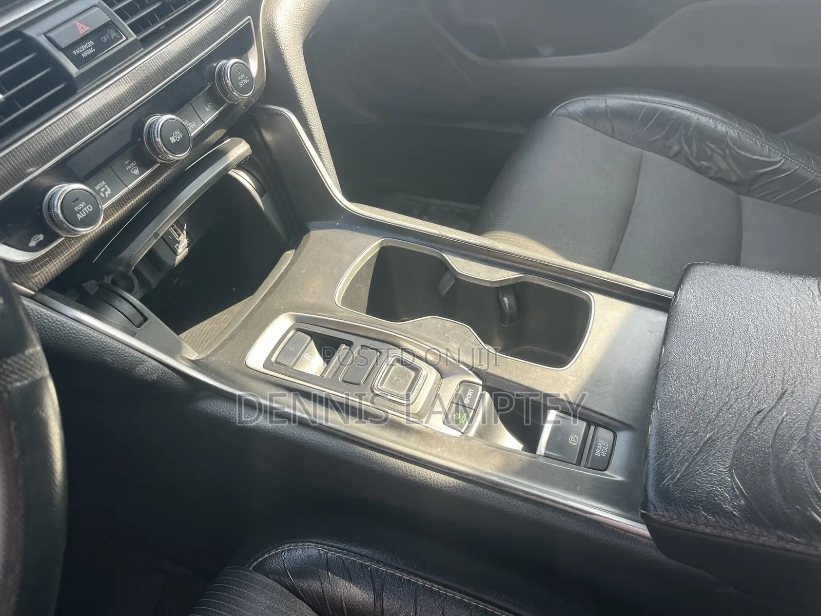 Honda Accord 2018 Off white