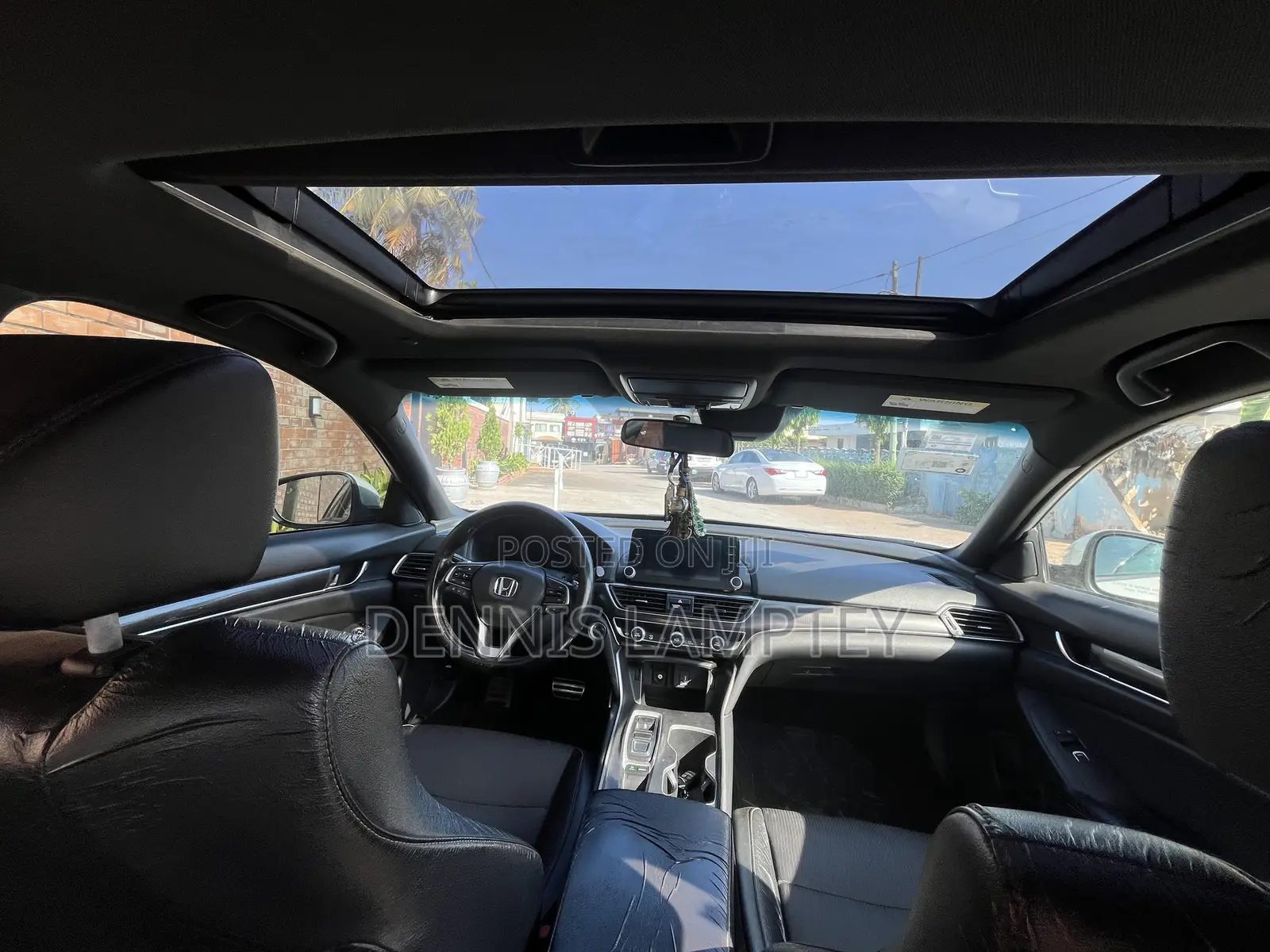 Honda Accord 2018 Off white