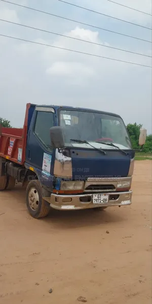 Mitsubishi Fuso Canter Tipper