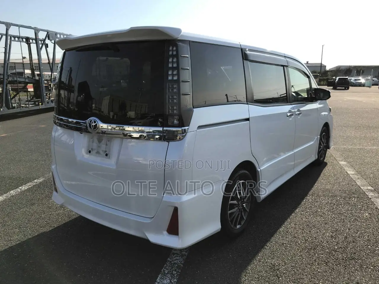 Toyota Voxy V 2WD 7-Seater 2019 White