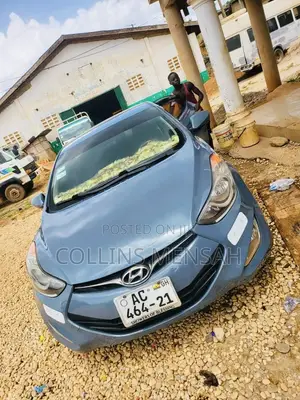 Hyundai Elantra GLS Sedan FWD (1.8L 4cyl 6M) 2013