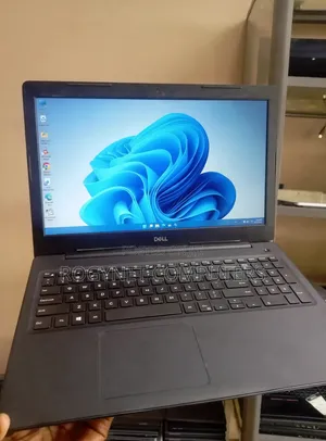 Laptop Dell Latitude 3590 8GB Intel Core i7 HDD+SSD 500GB