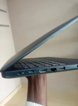 Laptop Dell Latitude 3590 8GB Intel Core i7 HDD+SSD 500GB