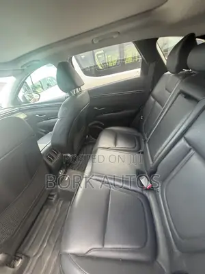 Hyundai Tucson 2024 Brown