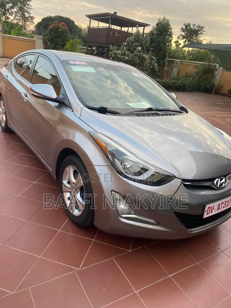 Hyundai Elantra SE Sedan FWD (1.8L 4cyl 6A) 2016 Silver