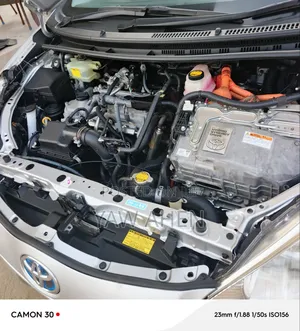Toyota Aqua 2015 Silver
