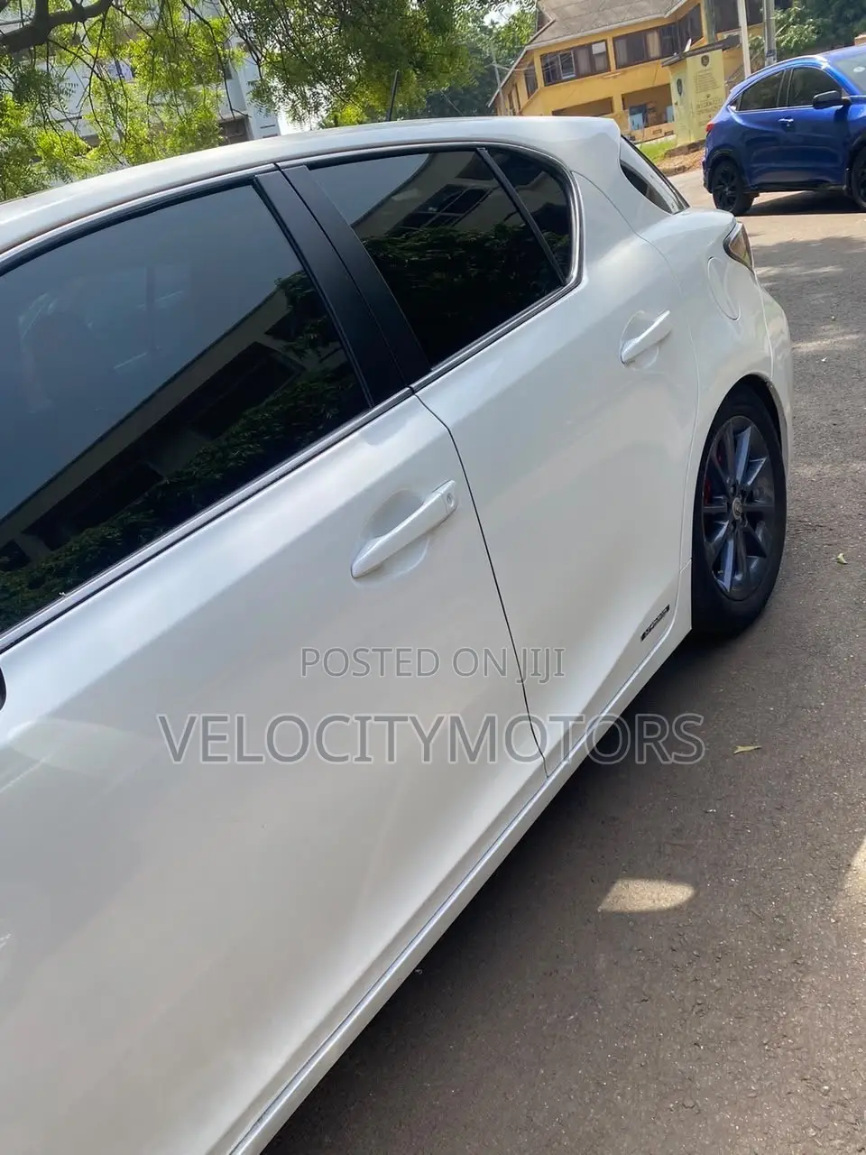 Lexus CT Base 2013 White