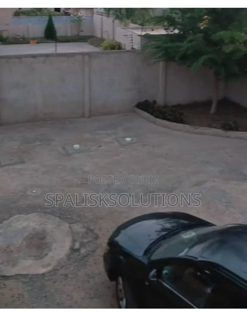 4bdrm House in Community 9, Tema Metropolitan for sale